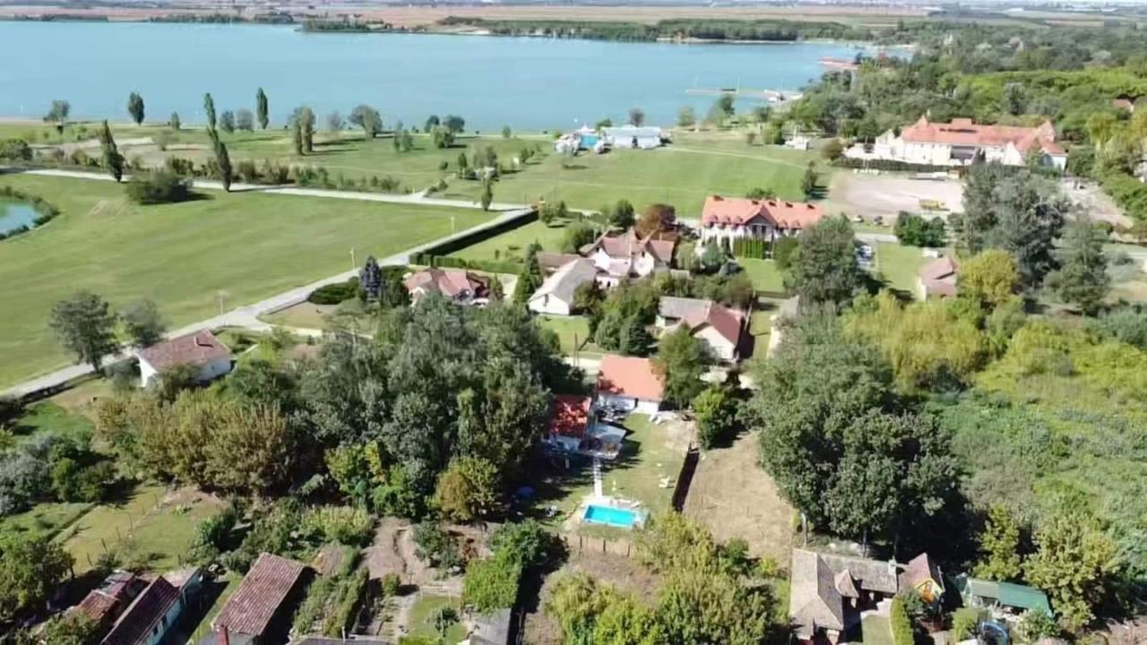 Mirella Rooms Palić Zewnętrze zdjęcie