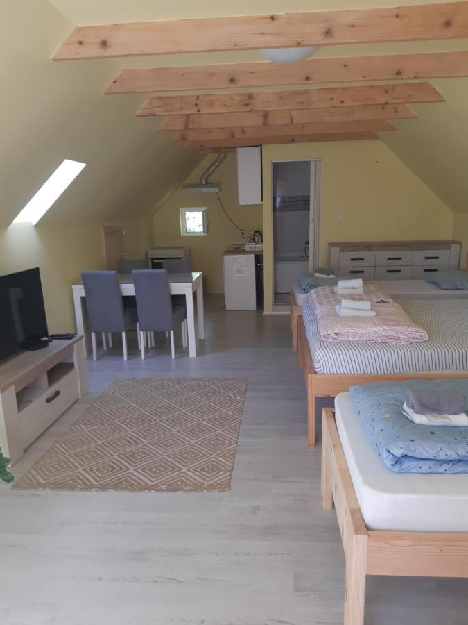 Mirella Rooms Palić Zewnętrze zdjęcie